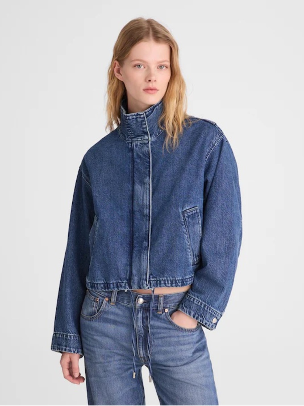 NWT SOLD OUT Madewell Denim Crop Field Jacket in Size XS